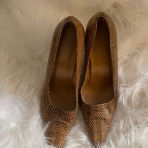 Gucci snake tan shoes